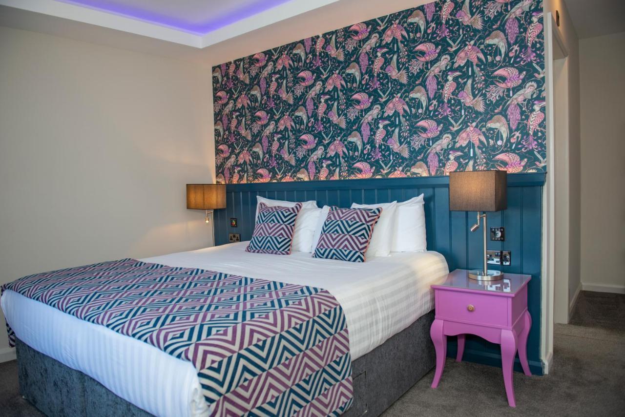 Hotel Crown Quarter à Wexford Extérieur photo